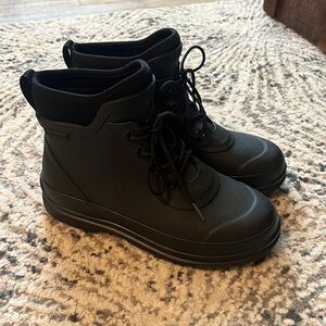 Waterproof Muck Boots Men’s Size 7